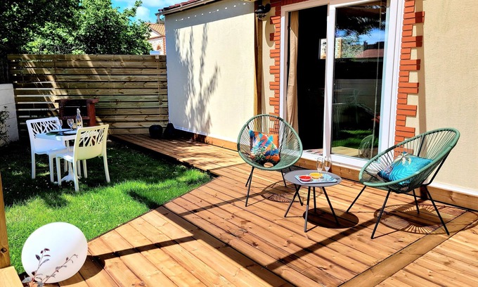 Saint-Aignan-Grandlieu Apartment | "Copacabana studio tiny house terrace garden