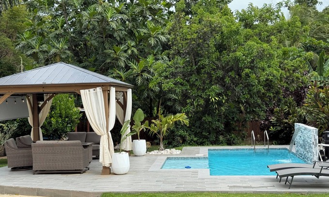 Hato Abajo Apartment | Coqui Town, A Tropical Oasis. 2BR, Solar panels & Pool in Arecibo