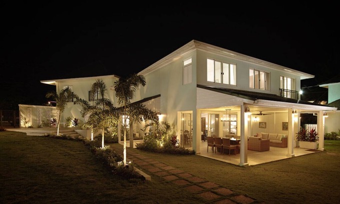 Tower Isle Villa | Coral Cay Villa Beachfront Retreat Pool, Panoramic Ocean Views & Modern Design