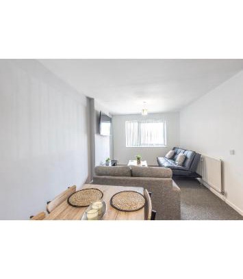 Smethwick Apartment | Cornerways