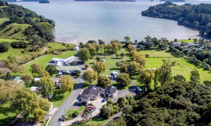 Coromandel RV Rental | Coromandel Shelly Beach TOP 10 Holiday Park