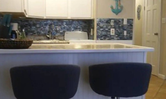 Jade Oaks Condo | Corpus Christi North Beach Gem! Great location, on the beach with two pools!