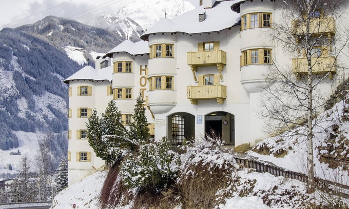 Matrei in Osttirol Apartment | Cosy aparthotel with its own sauna