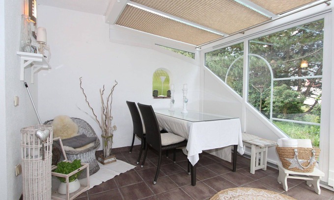 Zirl Apartment | Cosy apartment for 4 guests with WIFI, TV and patio