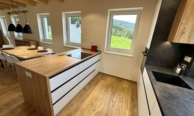 Smrzovka Apartment | Cosy apartment for 8 people with WIFI, TV and terrace
