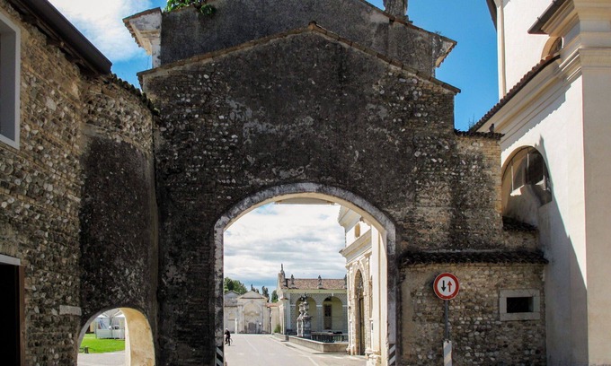 Codroipo Apartment | Cosy apartment for 2 guests with A/C, WIFI, TV, terrace and parking