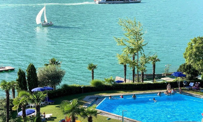 Bigogno Apartment | Cosy apartment for 3 guests with A/C, WIFI, pool, TV and balcony
