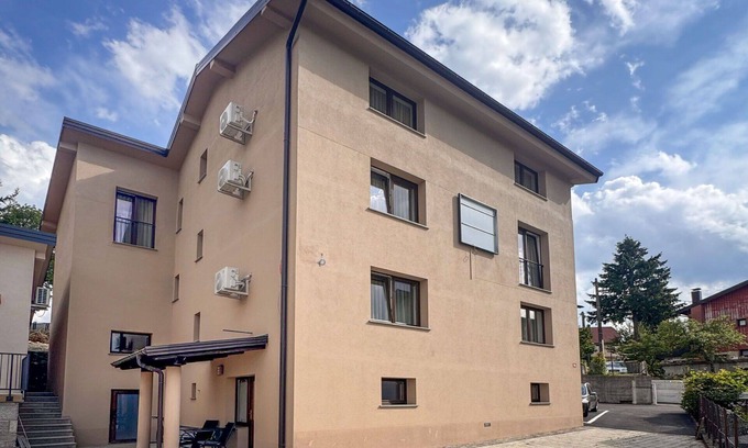 Postojna Apartment | Cosy apartment for 3 guests with WIFI, TV and terrace