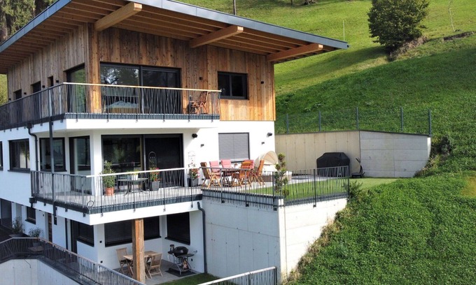 Gattererberg Apartment | Cosy apartment for 4 guests with WIFI, TV and panoramic view