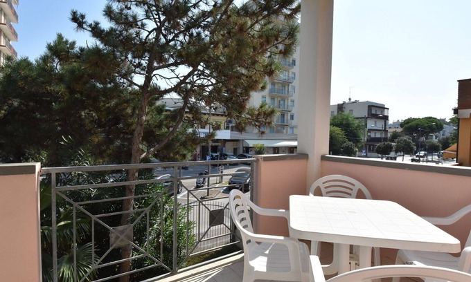 Lido degli Estensi Apartment | Cosy apartment for 4 guests with A/C, WIFI, TV, terrace and pets allowed