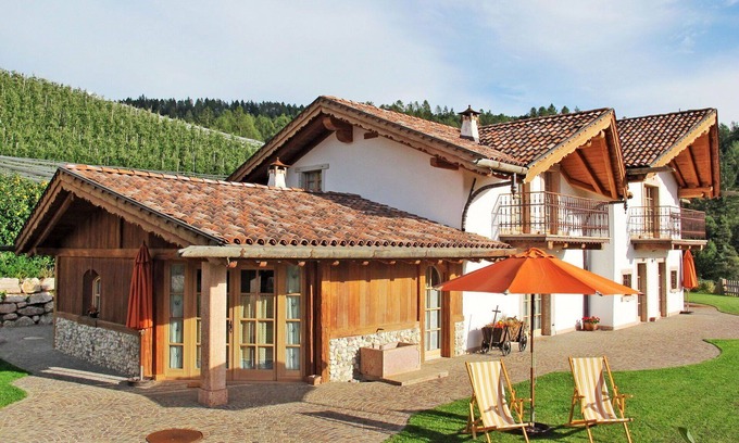 Coredo Apartment | Cosy apartment for 8 people with WIFI, TV, terrace and pets allowed