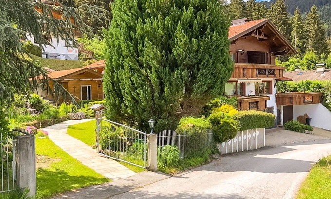 Sellrain Apartment | Cosy apartment for 6 guests with WIFI, TV and balcony