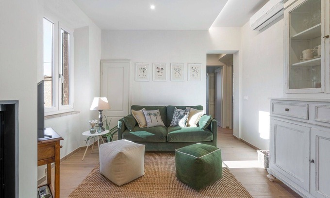 Fonterutoli Apartment | Cosy apartment for 4 people with WIFI, A/C and TV, close to Siena