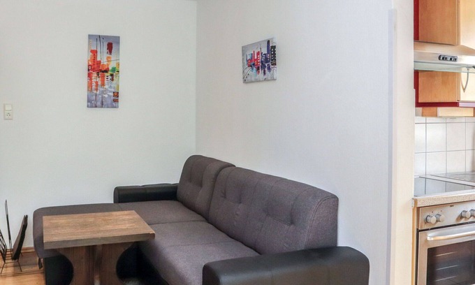Klopein Apartment | Cosy apartment for 6 guests with WIFI, TV, terrace and pets allowed