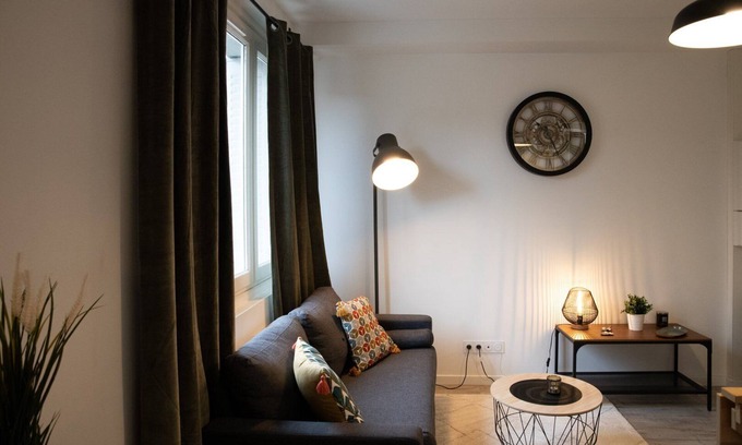 7th Arrondissement Apartment | Cosy & calm apartment close to metro B - Lyon