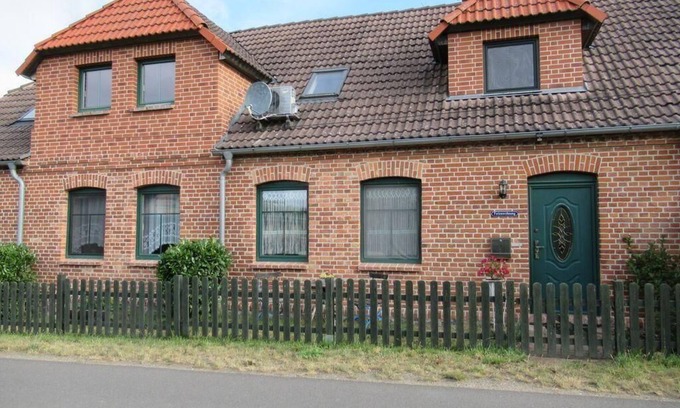 Kuhlen-Wendorf House | Cosy holiday home with terrace and barbecue