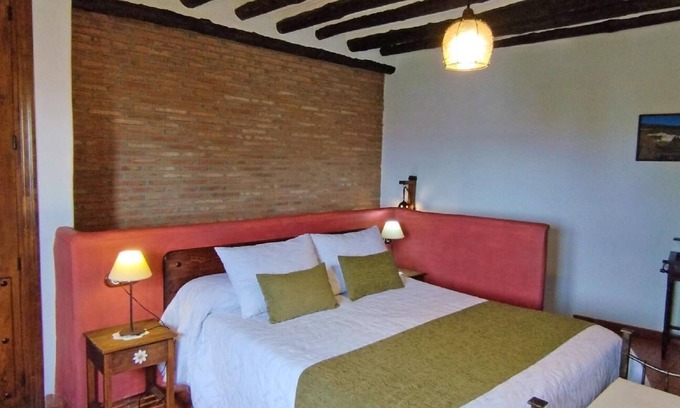 Nechite House | Cosy house in complex with pool and garden