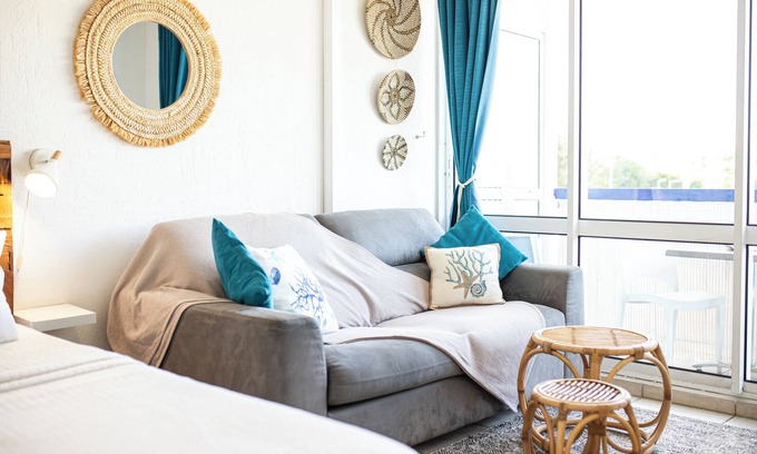 Pointe de la verdure Apartment | Cosy studio, beach access