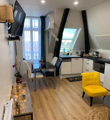 Poitiers Apartment | Cosy & Tendance Spa