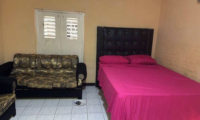 Spanish Town Zone House | Cosy villa with beautiful views