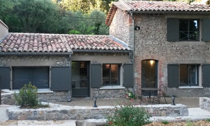 Anduze House | Cottage 2-3 p. "The House of Augustus" - accessible PMR