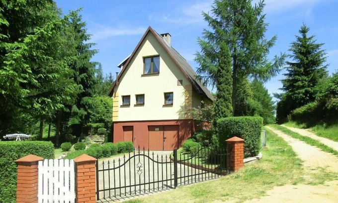 Dabrowno House | Cottage by Lake Dabrowa with Fishing