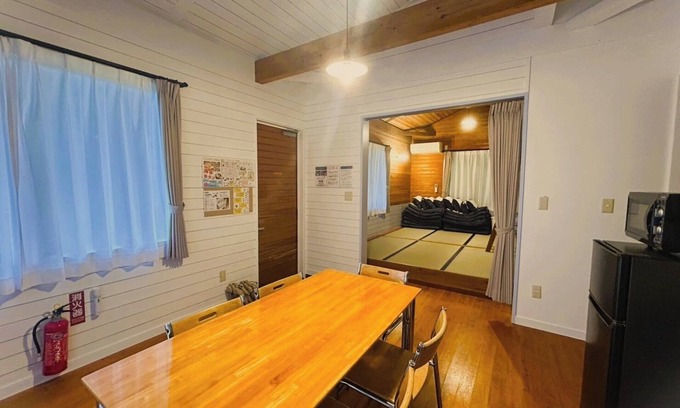 Miyazaki Cottage | Cottage for up to 8 people Kitchen shower bedd/Miyazaki Miyazaki