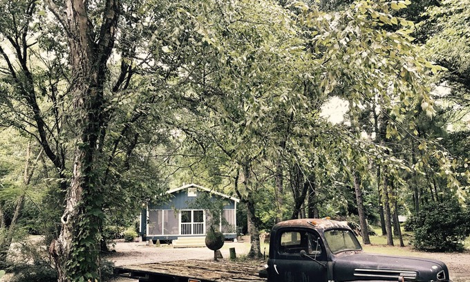 Eunice House | Cottage in Cajun Prairie Country - 35 mins from Lafayette