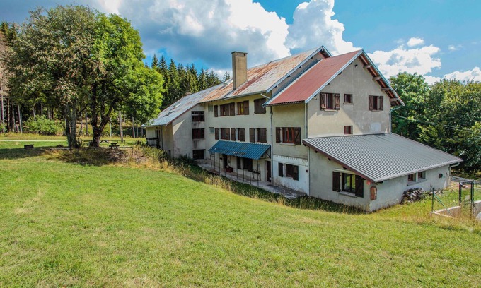 Haut-Valromey Cottage | Cottage 'Jean Macé' with Mountain View and Wi-Fi