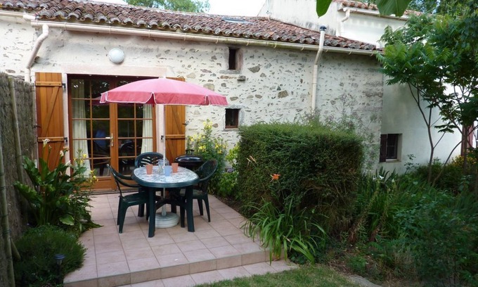 Cheffois House | Cottage "Les Hirondelles"