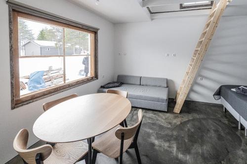 Pyhatunturi House | Cottage, SleepWell, Pyhäranta, sauna, lakeside