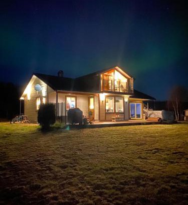 Neiden House | Cottage with good standard next to Neiden river