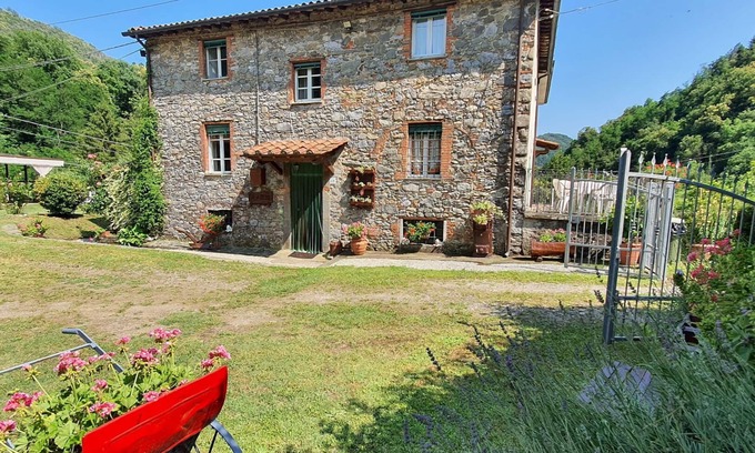 Villabuona Other | Cottage with private pool, located close to the natural reserve of the Apuan Alps