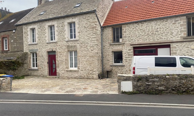 Tourlaville House | Country house, 50 m from the beach, close to all amenities, private parking