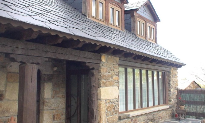 Rozas House | Country House 'Cuarto De Las Hostias' with Mountain Views, Private Terrace and Wi-Fi