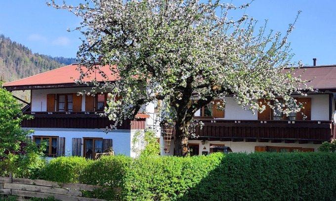 Kornau Apartment | Country house in Oberstorf-Kornau, quiet, comfortable, in summer cable cars included