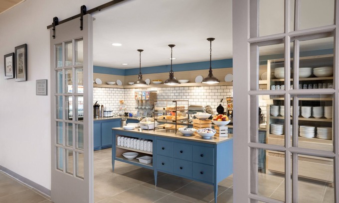 Southside Hotel | Country Inn & Suites by Radisson, Flagstaff Downtown, AZ