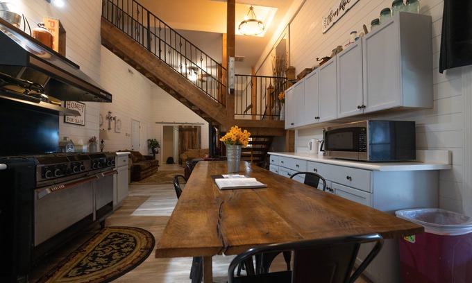 Mount Gilead House | County Retreat in the woods , overlooking beautiful woods and stream n