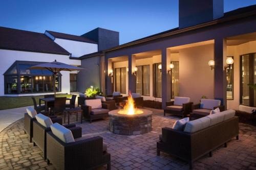 Homewood Hotel | Courtyard by Marriott Birmingham Homewood