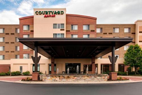 Schaumburg Hotel | Courtyard by Marriott Chicago Schaumburg/Woodfield Mall