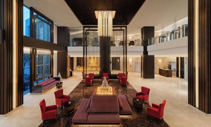 Sushant Lok Hotel | Courtyard by Marriott Gurugram Downtown