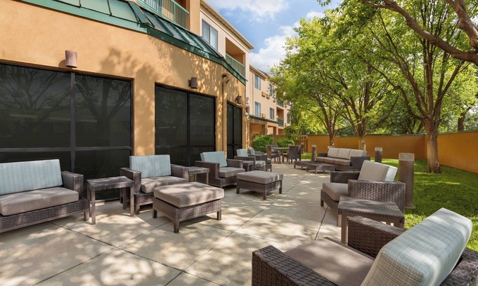 Lubbock Hotel | Courtyard by Marriott Lubbock