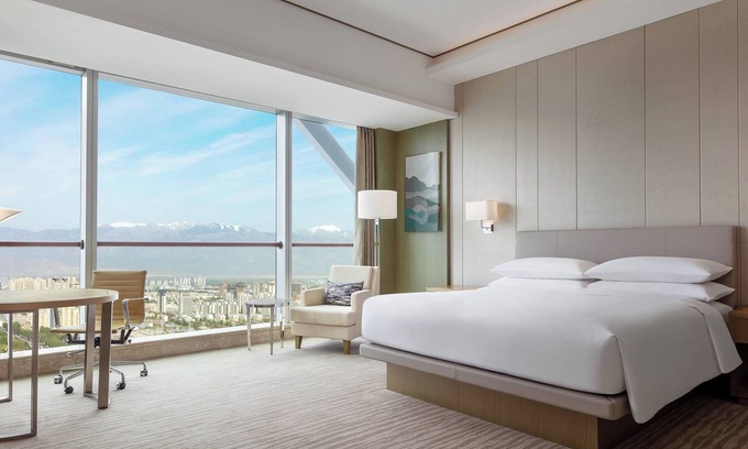 Jinfeng Developing Area Hotel | Courtyard by Marriott Yinchuan