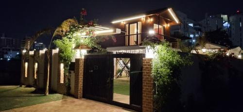 Gurugram House | Courtyard By Palm -3BKH Mini Farm House