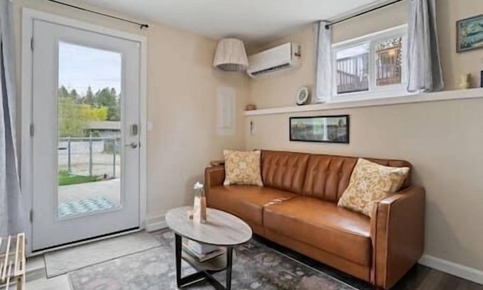 Lincoln Heights Apartment | Cozy 1 BD on the South Hill