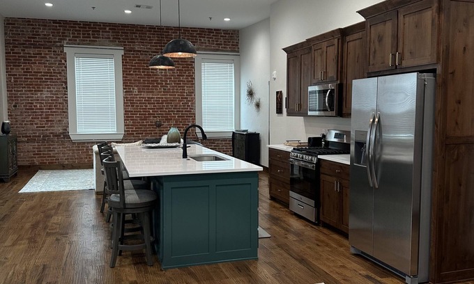Aubrey Apartment | Cozy 2-bedroom apartment in Aubrey with WiFi, AC