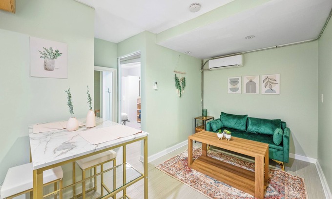 East Village Apartment | Cozy 2BR/1BA Apt in Kips Bay!