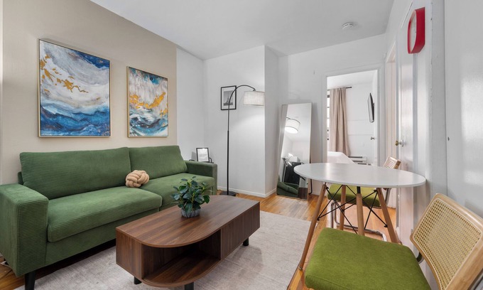 Central Park South Apartment | Cozy 2BR/1BA for 5! Near Central Park!