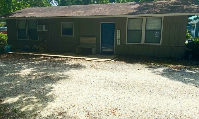 Gulf Shores Cabin | Cozy 2br Cabin - Wi-fi - Bay Access