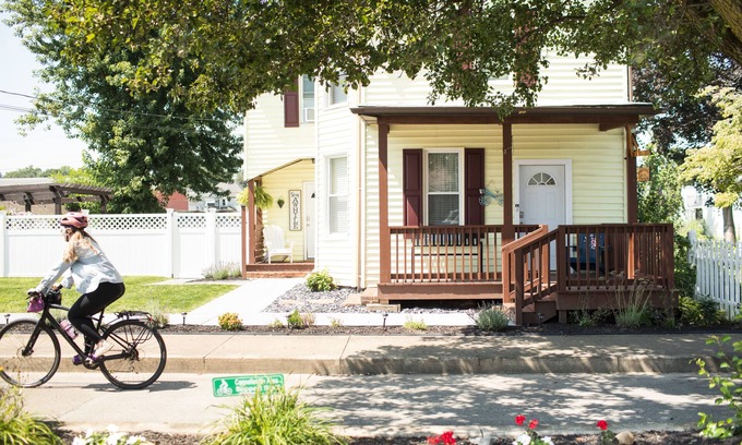 Connellsville House | Cozy Allegheny Passage bike trail retreat between Pittsburgh and Washington, DC.